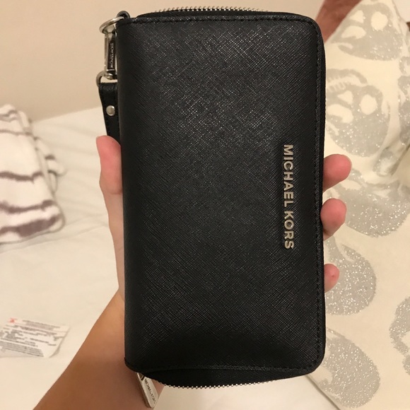 MICHAEL KORS Wallet - Picture 3 of 4